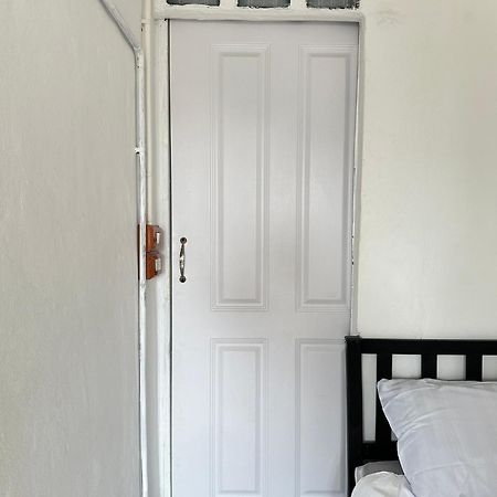Chubby 9 Single Room กรุงเทพมหานคร ภายนอก รูปภาพ